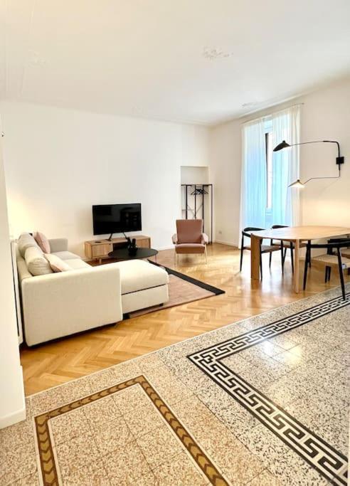 Casa Appartamento *